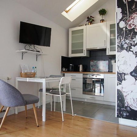 Timegoesslow Cozy Attic City Center Tychy Dış mekan fotoğraf
